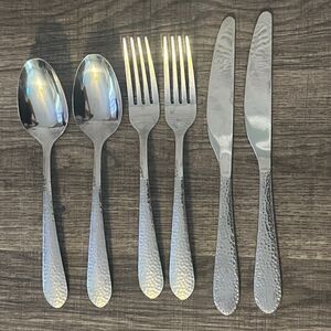 Cambridge FRANCINE HAMMERED Stainless Flatware 6 Pieces Knives Forks Spoons